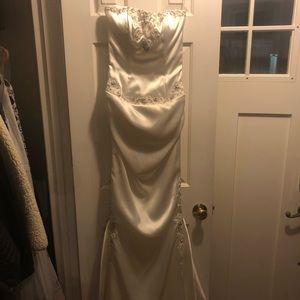 Maggie Sottero Viva wedding gown